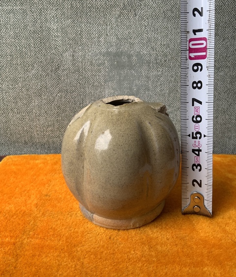 古玩陶瓷長沙窯青釉瓜棱水注拍賣，當(dāng)前價格0元