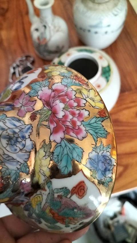 古玩陶瓷廣彩高足貢碗真品鑒賞圖