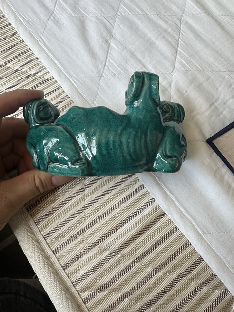 古玩陶瓷綠釉動物擺件真品鑒賞圖