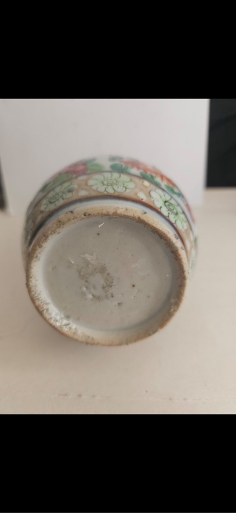 古玩陶瓷龍紋長頸瓶真品鑒賞圖