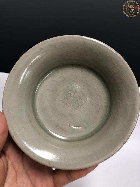 古玩陶瓷元末明初·青釉暗刻花卉紋洗拍賣,當前價格3300元