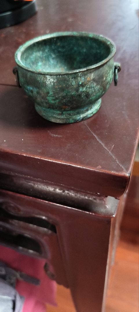 古玩陶瓷豆青盤真品鑒賞圖