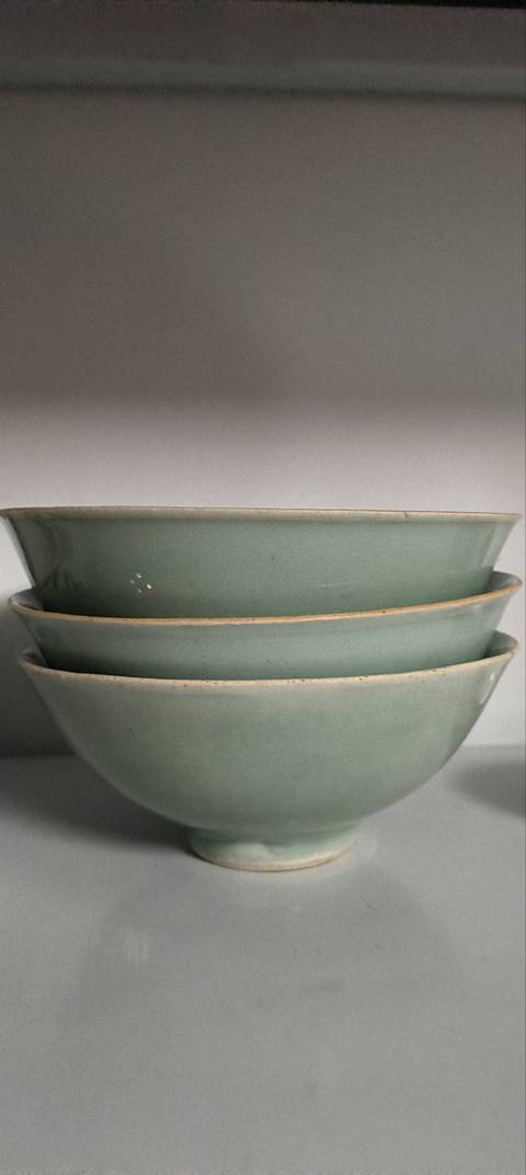 古玩陶瓷豆青杯，盤真品鑒賞圖