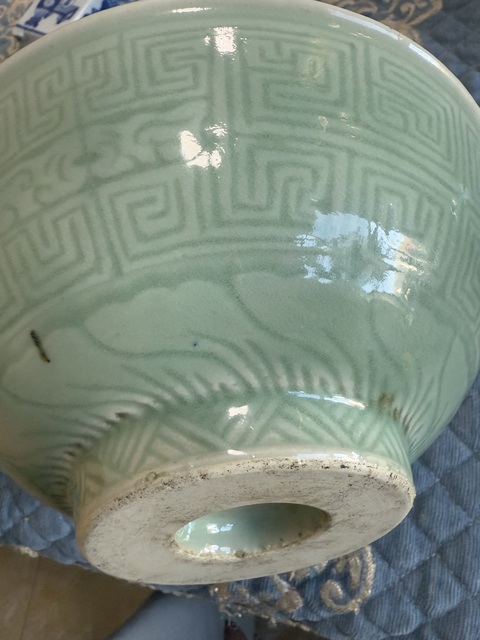 古玩陶瓷豆青釉刻夔龍紋碗拍賣,當前價格13000元