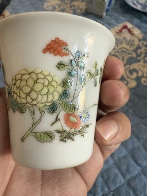 古玩陶瓷粉彩花卉紋馬蹄杯拍賣,當前價格600元