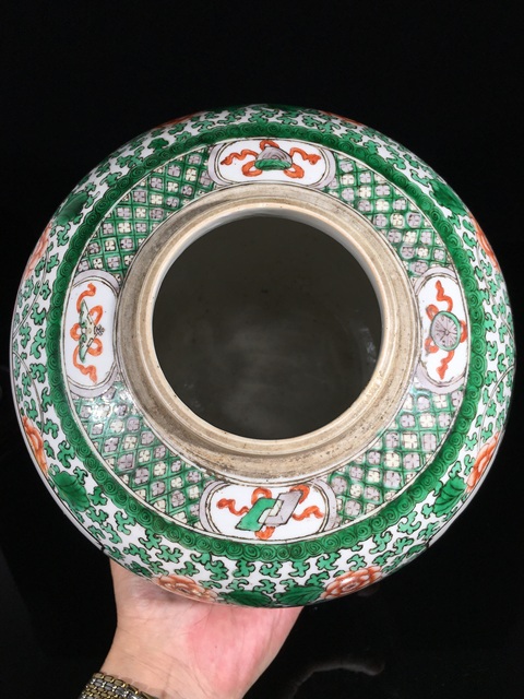 古玩陶瓷人物紋五彩罐真品鑒賞圖