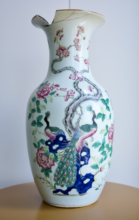 古玩陶瓷粉彩瓶真品鑒賞圖