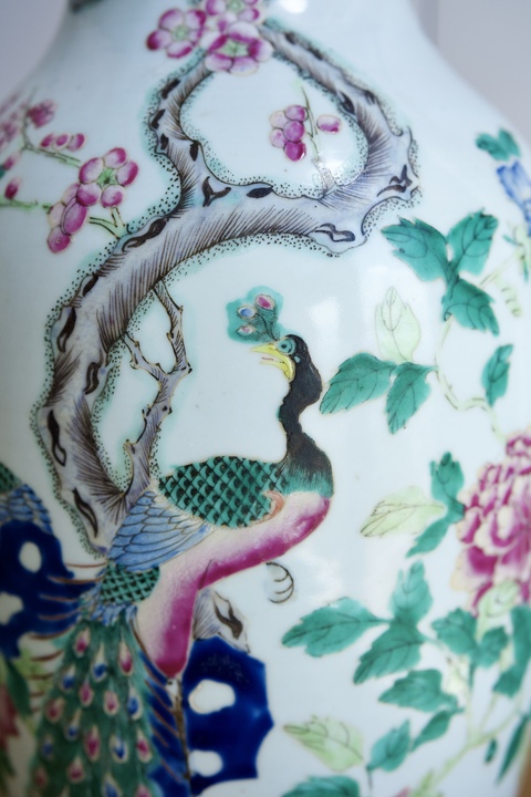 古玩陶瓷粉彩瓶真品鑒賞圖