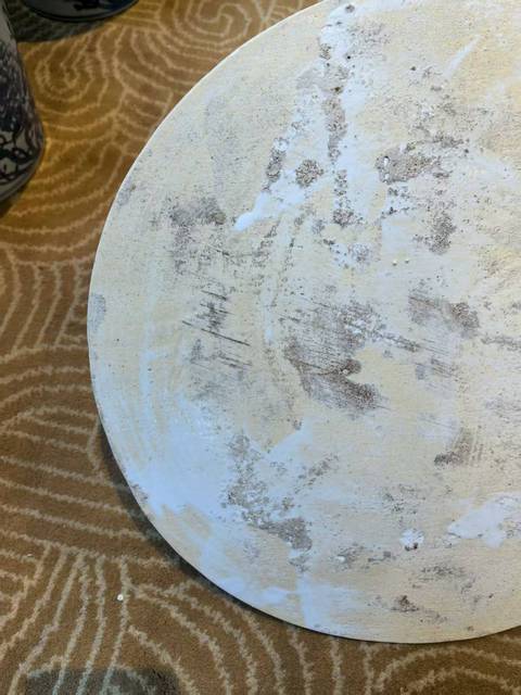 古玩陶瓷淺絳彩山水紋圓型瓷板畫真品鑒賞圖