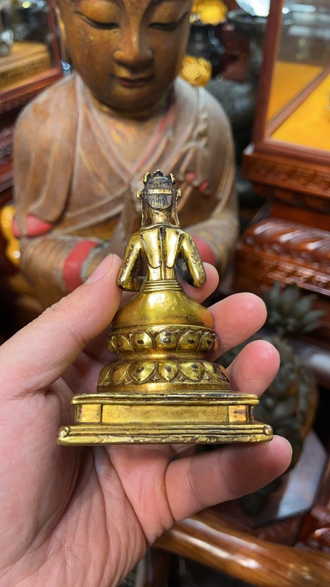 古玩銅器造像真品鑒賞圖