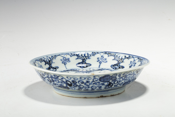 古玩陶瓷明中晚·青花梵文花卉紋盤拍賣，當(dāng)前價格1364元