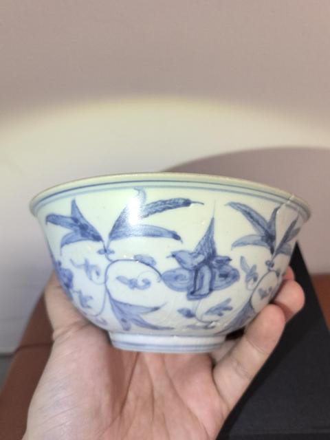 古玩陶瓷明中期青花纏枝花卉紋碗拍賣，當前價格9999元