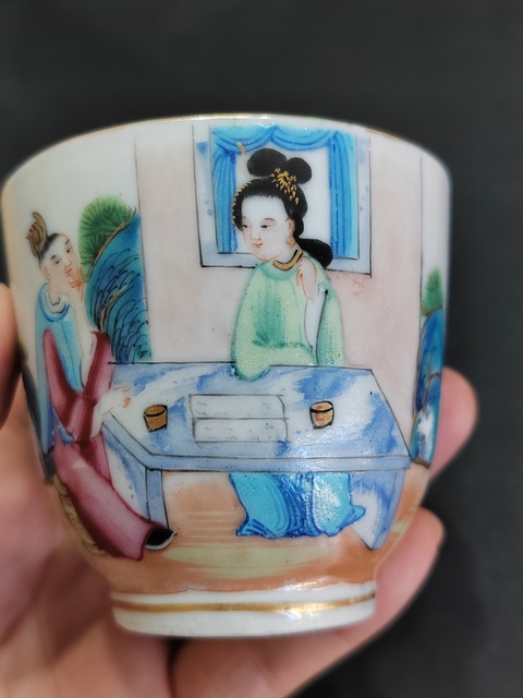 古玩陶瓷咸豐細路廣彩把杯真品鑒賞圖