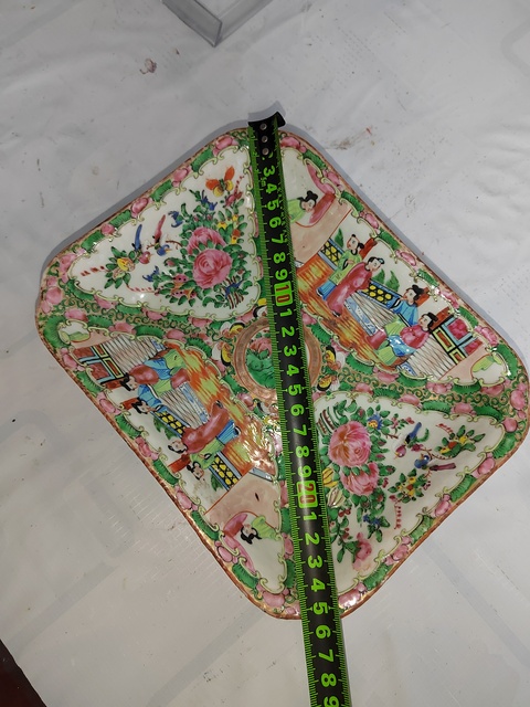 古玩陶瓷廣彩人物花鳥蝶紋四方倭角盤拍賣，當前價格1200元