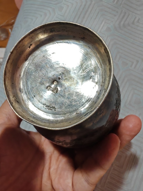 古玩錢幣金屬瓶真品鑒賞圖