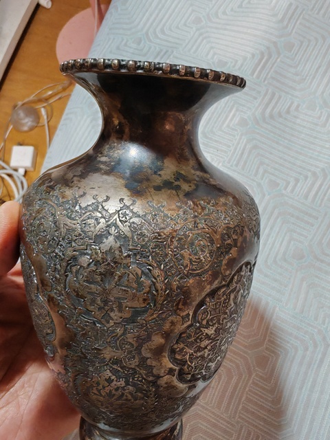 古玩錢幣金屬瓶真品鑒賞圖