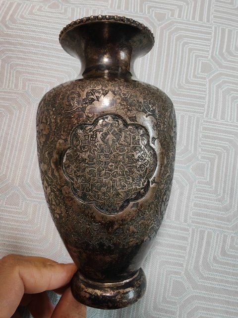 古玩錢幣金屬瓶真品鑒賞圖