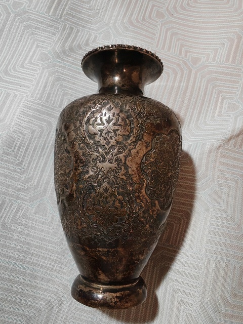 古玩錢幣金屬瓶真品鑒賞圖