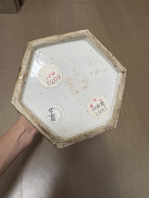 古玩陶瓷清光緒 周達和繪淺絳山水六方帽筒真品鑒賞圖