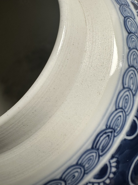 古玩陶瓷拐子龍紋青花罐真品鑒賞圖