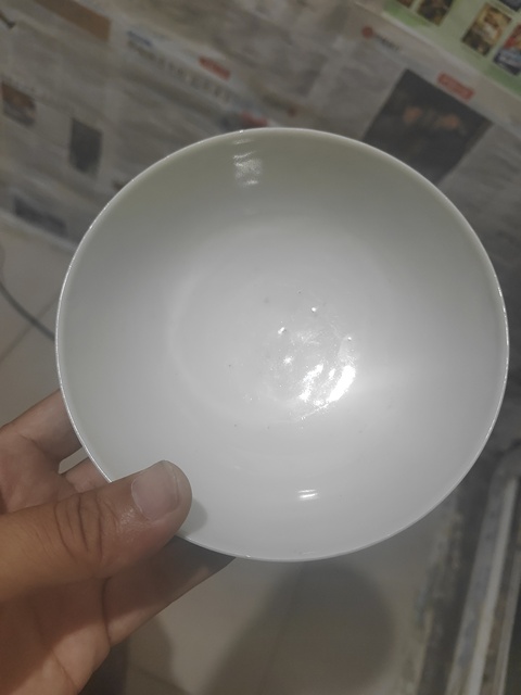 古玩陶瓷青花纏枝花紋蓋碗真品鑒賞圖
