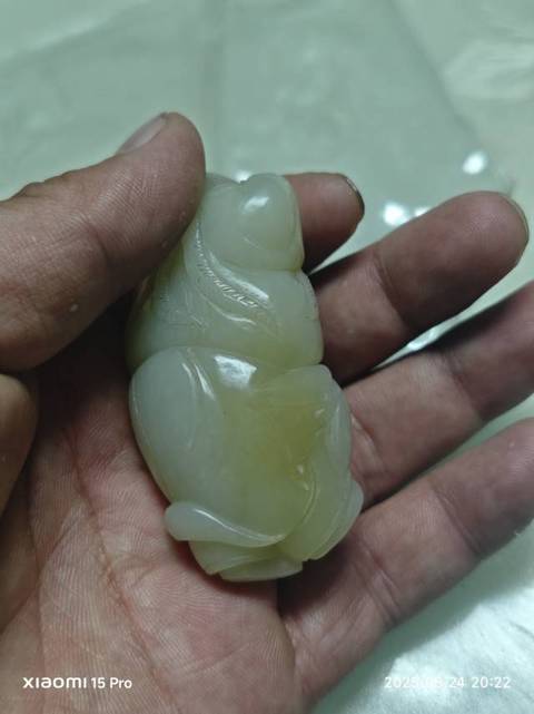 古玩玉器和田玉雕童子把件真品鑒賞圖