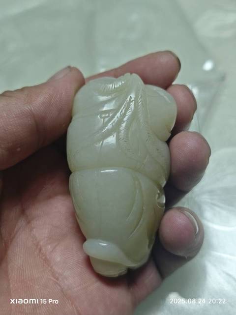 古玩玉器和田玉雕童子把件真品鑒賞圖
