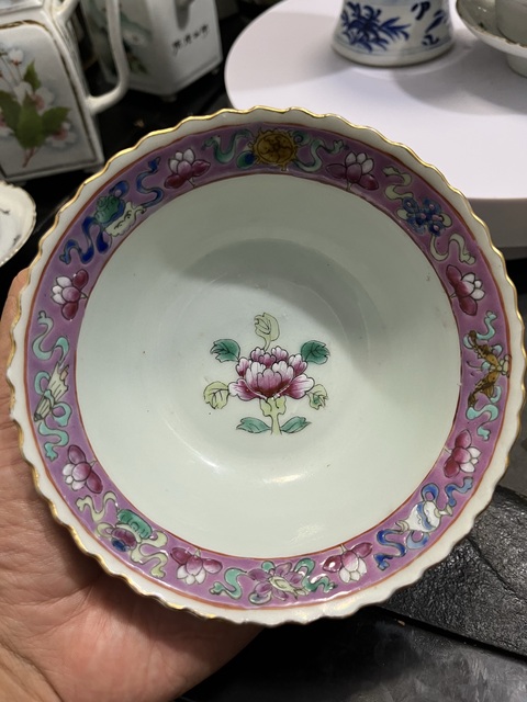 古玩陶瓷粉彩碗真品鑒賞圖