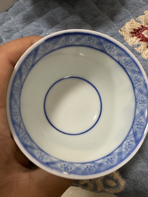 古玩陶瓷青花花卉紋杯真品鑒賞圖