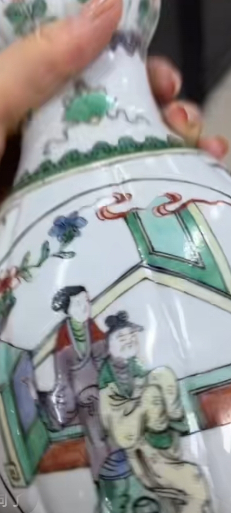 古玩陶瓷人物紋五彩瓶真品鑒賞圖