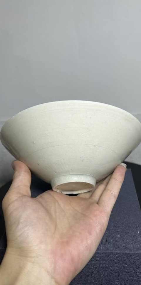 古玩陶瓷青白釉刻云氣紋斗笠碗真品鑒賞圖
