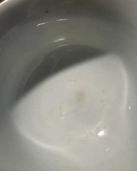 古玩陶瓷花卉紋青花杯真品鑒賞圖