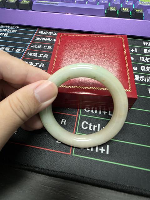 古玩玉器天然翡翠手鐲真品鑒賞圖