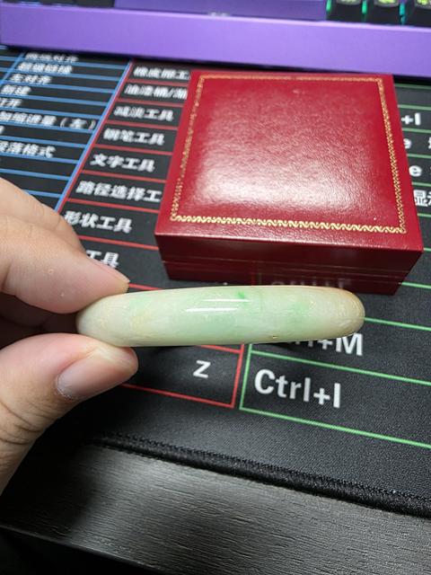 古玩玉器天然翡翠手鐲真品鑒賞圖