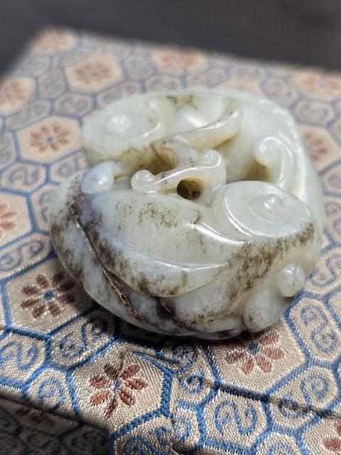 古玩玉器和田玉雕“年年有余”把件真品鑒賞圖