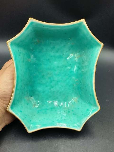 古玩陶瓷粉彩雜寶紋貢碗真品鑒賞圖