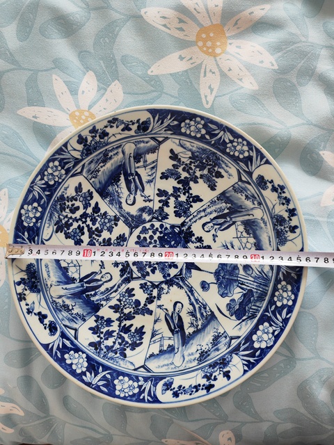 古玩陶瓷人物紋青花盤真品鑒賞圖