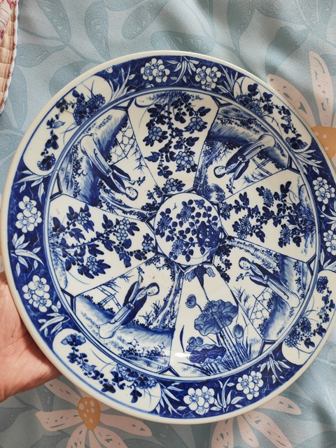 古玩陶瓷人物紋青花盤真品鑒賞圖