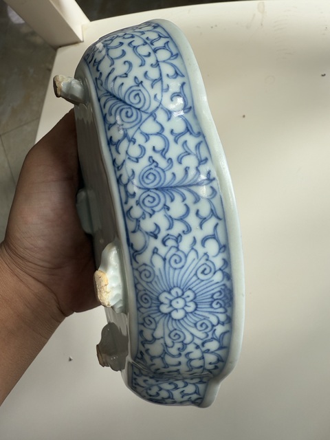 古玩陶瓷青花淡描花卉紋水仙盆真品鑒賞圖