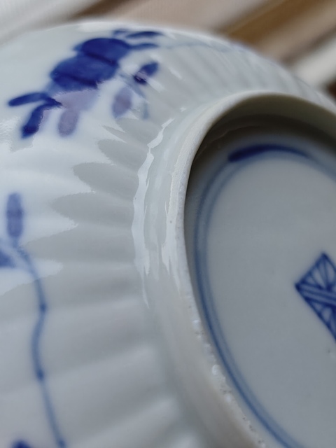 古玩陶瓷青花花卉紋杯碟一套真品鑒賞圖