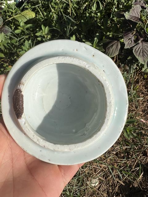 古玩陶瓷萬歷花鳥紋青花罐真品鑒賞圖