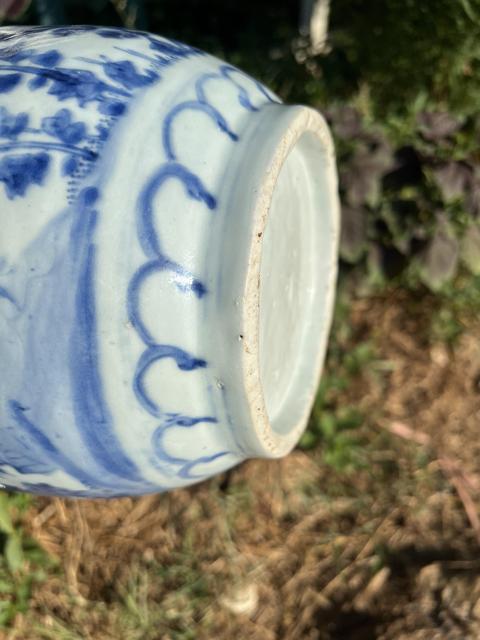 古玩陶瓷萬歷花鳥紋青花罐真品鑒賞圖