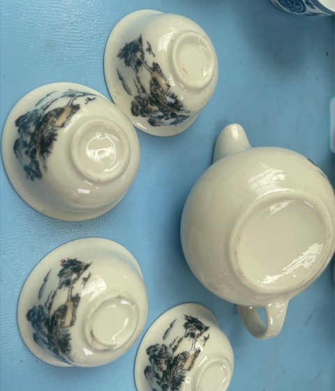 古玩陶瓷彩繪山水紋茶具真品鑒賞圖