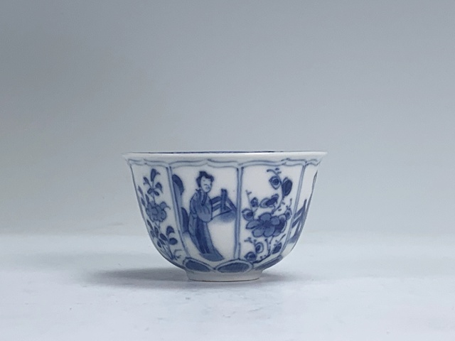 古玩陶瓷清康熙·青花四美人花卉紋杯拍賣，當前價格587元