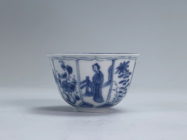 古玩陶瓷清康熙·青花四美人花卉紋杯拍賣，當前價格587元