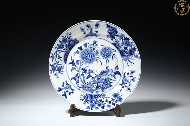 古玩陶瓷康熙青花洞石花鳥盤真品鑒賞圖