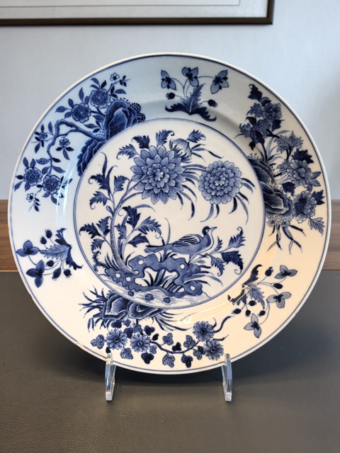 古玩陶瓷康熙青花洞石花鳥盤真品鑒賞圖