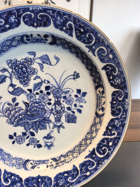 古玩陶瓷28厘米頂級翠毛藍康熙青花花鳥博古大盤拍賣，當前價格2980元