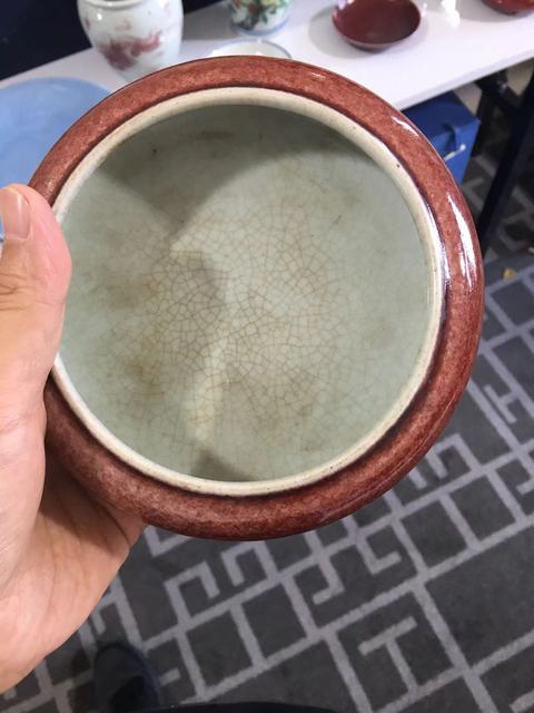 古玩陶瓷郎紅釉水洗真品鑒賞圖