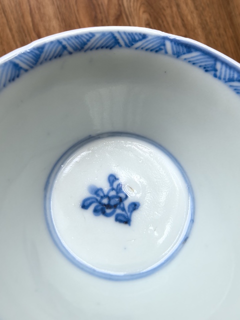 古玩陶瓷清康熙青花花卉紋杯真品鑒賞圖